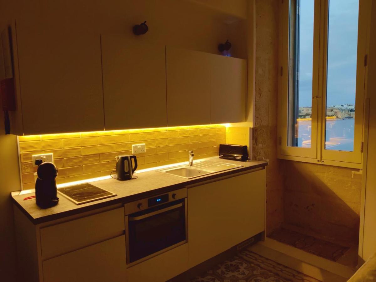 Oasis 22 Savynomad Harbour Residences Wow Views 발레타 외부 사진